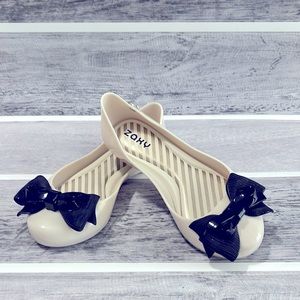 New Zaxy shoes size 10/11